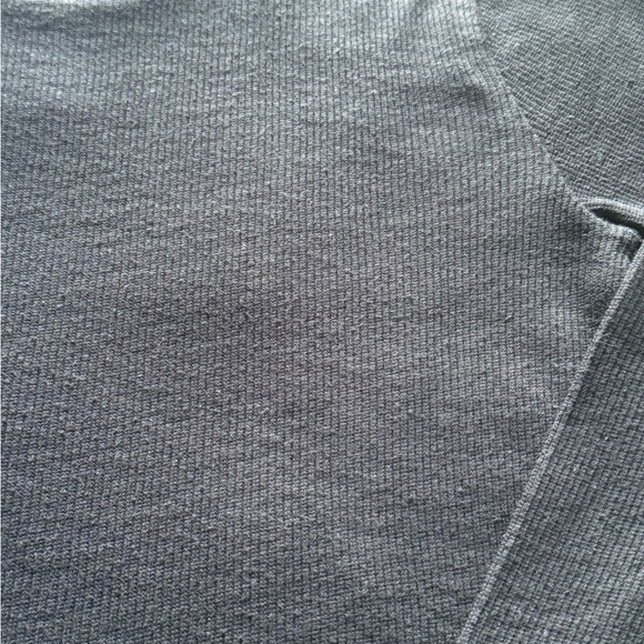 Abercrombie Kids Long Sleeve TShirt- Size 9/10 - Picture 11 of 13